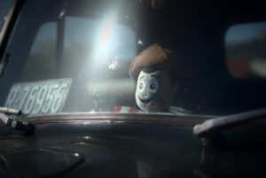 mascotte sur un tableau de bord d une vieille voiture